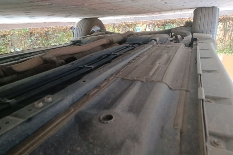 日产 奇骏 2015款 2.0L CVT舒适MAX版 2WD局部细节9001