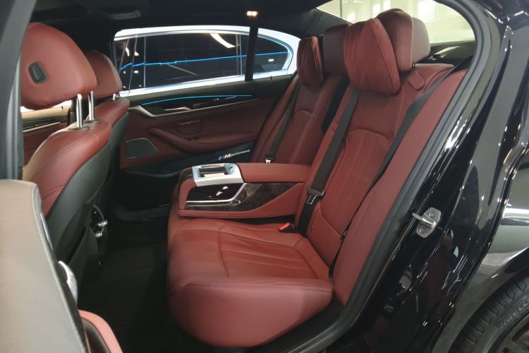 宝马5系 2020款 530Li 尊享型 M运动套装中控内饰21