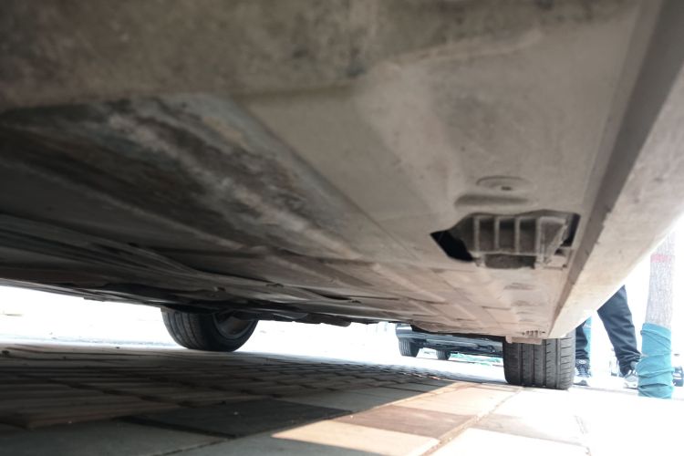 宝马3系 2019款 320i M运动曜夜版局部细节9004