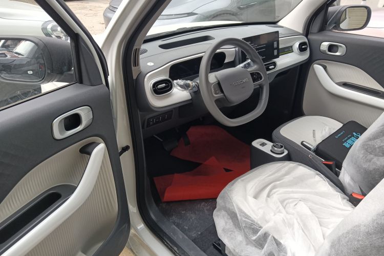 吉利银河 熊猫 2025款 210km 元气熊中控内饰20