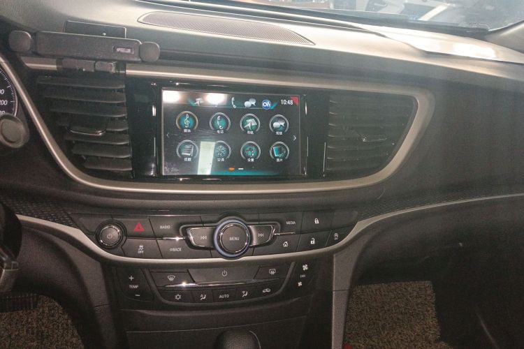别克 英朗 2019款 18T 自动互联精英型 国VI中控内饰16