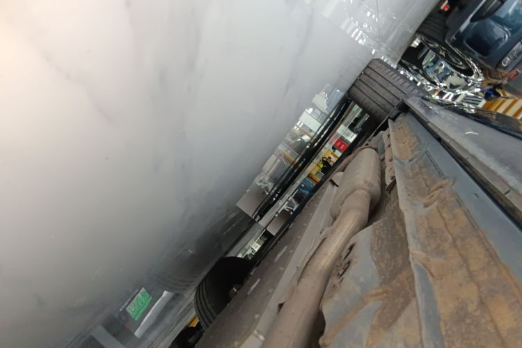 领克08 EM-P 2025款 220km 四驱性能Halo局部细节9002