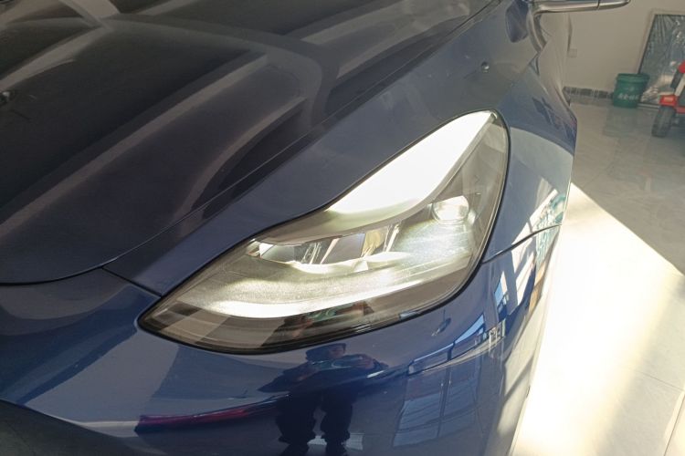 特斯拉 Model Y 2022款 长续航全轮驱动版局部细节36