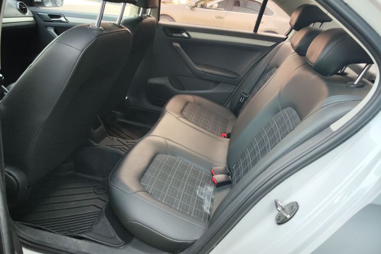 大众 捷达 2019款 梦想版 1.4L 手动舒适型中控内饰21