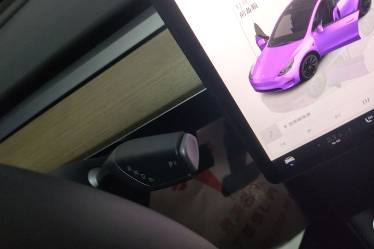 特斯拉 Model Y 2022款 后轮驱动版局部细节18