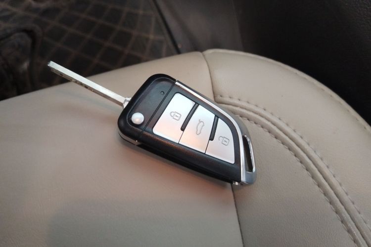 雪佛兰 科鲁兹 2015款 1.5L 经典 SE MT中控内饰11