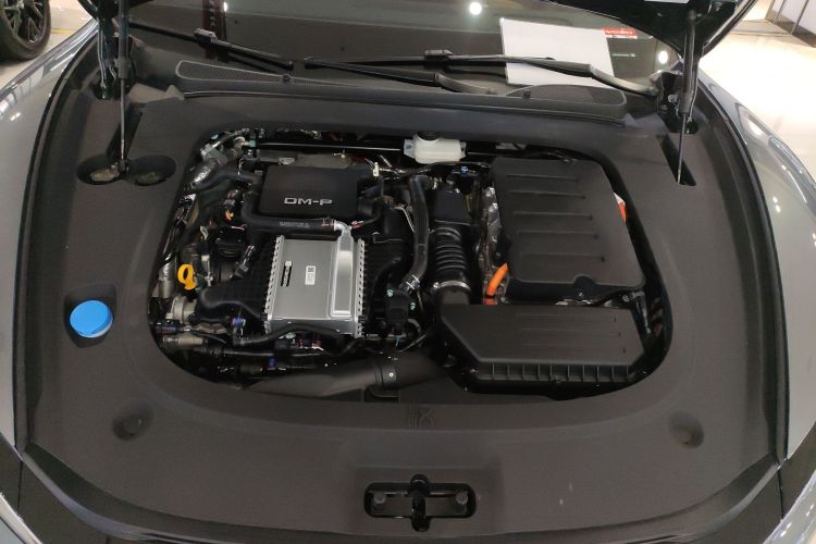 比亚迪 汉L 2025款 DM-p 四驱激光雷达旗舰型局部细节24