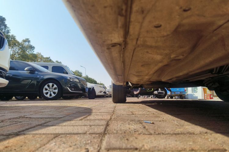 别克 凯越 2015款 1.5L 自动经典型局部细节9001