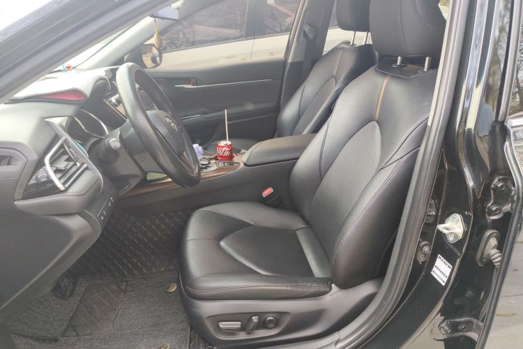 丰田 凯美瑞 2019款 双擎 2.5HQ 旗舰版 国VI中控内饰19