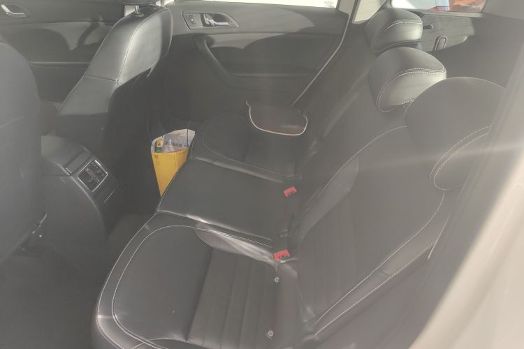 斯柯达 Yeti 2017款 TSI300 DSG尊行版中控内饰7004