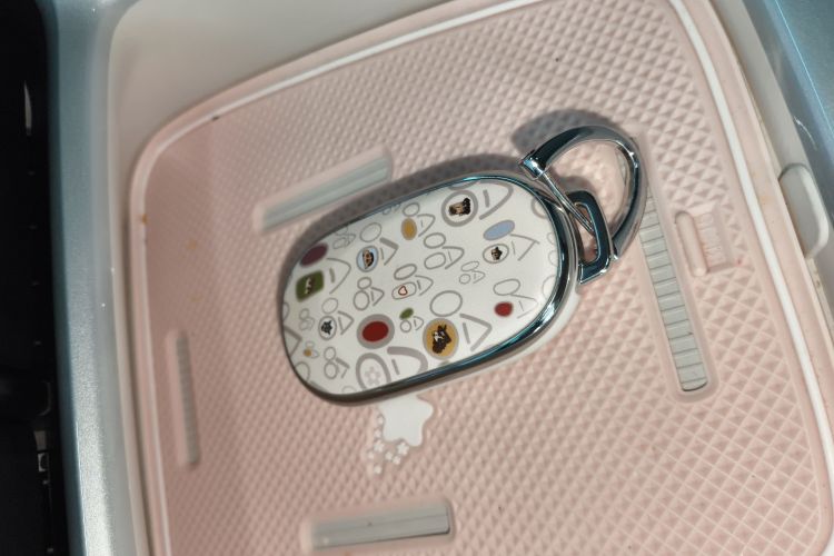 吉利银河 星愿 2025款 UP 410km 探索版中控内饰7001