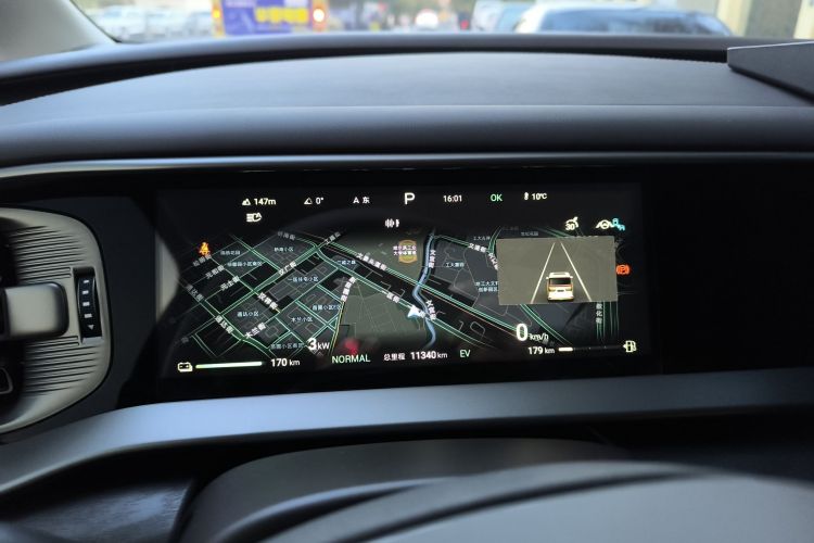 腾势D9 2024款 DM-i 980 四驱尊贵型中控内饰14