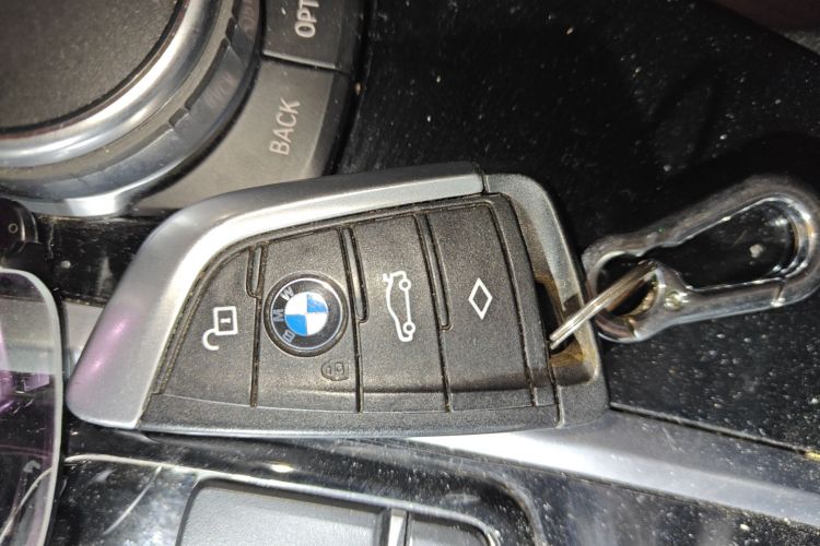 宝马X3 2021款 xDrive25i M运动套装中控内饰11