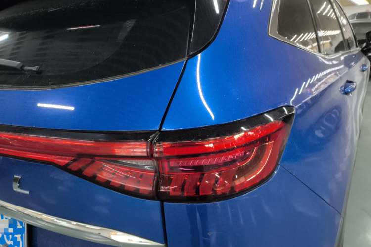 哈弗H6 2021款 第三代 1.5T 自动两驱Max车身外观9