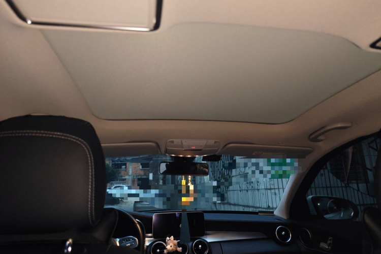 奔驰C级 2021款 C 200 L 时尚型运动版局部细节22