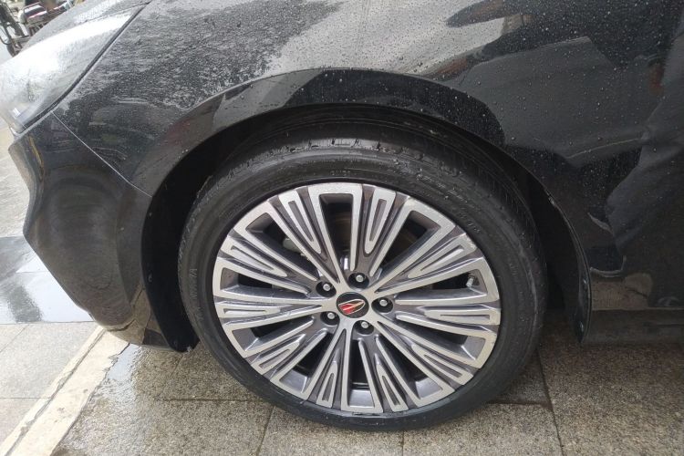 红旗H5 2022款 经典款 改款 1.5T DCT旗韵版车身外观6007