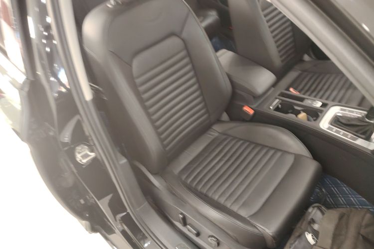 大众 迈腾 2019款 280TSI DSG 舒适型 国VI局部细节41