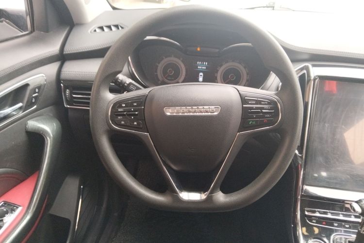 猎豹汽车 猎豹CS9 2017款 1.5L CVT风尚型中控内饰13