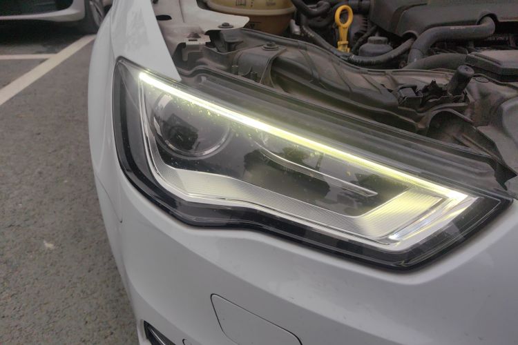 奥迪A3 2015款 Sportback 40 TFSI 自动舒适型车身外观8