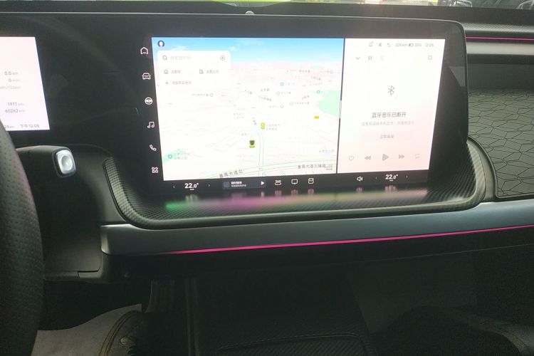 小鹏P7 2021款 670E鹏翼版中控内饰16