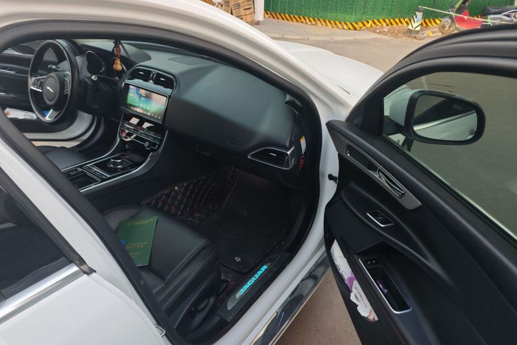 捷豹XEL 2019款 2.0T 200PS 豪华版局部细节9005