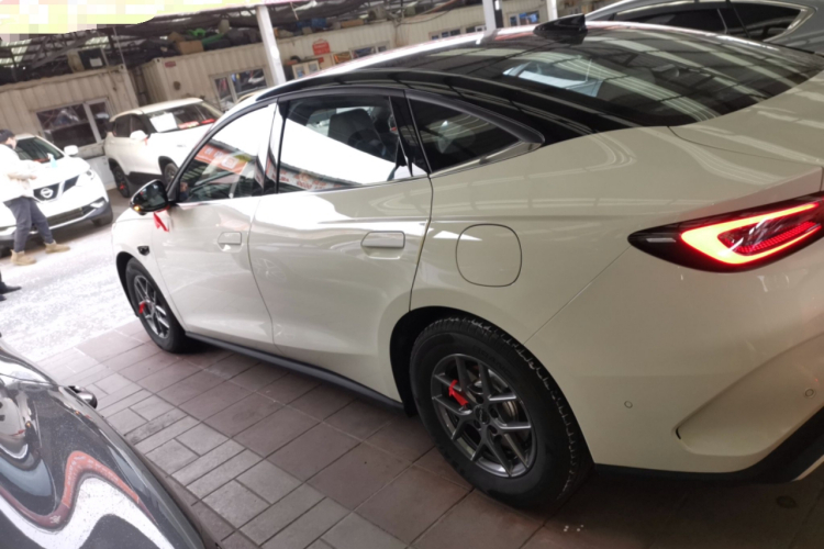 比亚迪 海豹06新能源 2025款 DM-i 智驾版 80KM豪华型车身外观6003