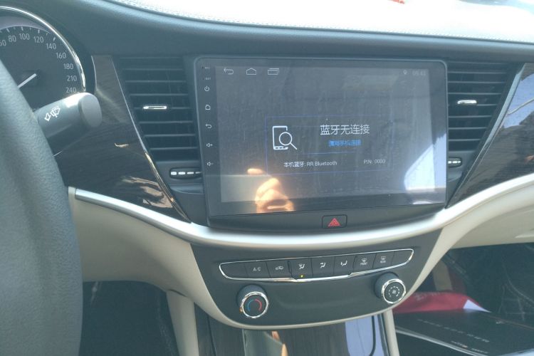 别克 威朗 2019款 三厢 15S 自动进取型局部细节16