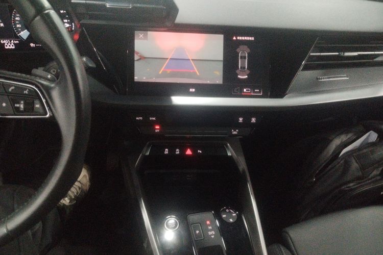 奥迪A3 2021款 A3L Limousine 35 TFSI 时尚致雅型中控内饰16