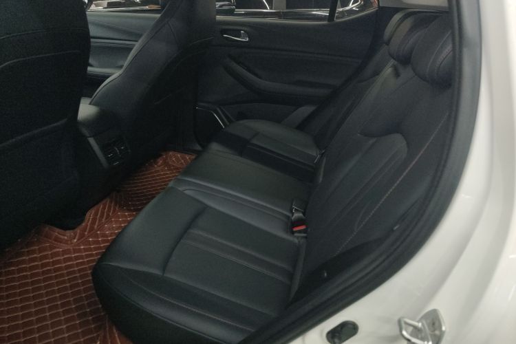 广汽传祺 传祺GS4 2021款 270T 自动精英科技版中控内饰21