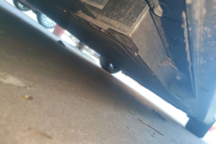 红旗E-QM5 2023款 改款 基础出行版局部细节9002