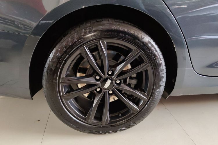 凯迪拉克CT4 2021款 28T 豪华型车身外观6008