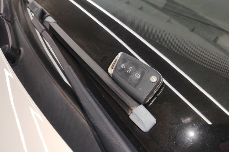 大众 途观L 2022款 330TSI 自动两驱舒享版中控内饰11