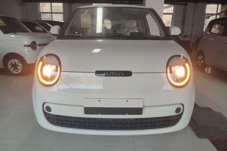 长安启源 长安Lumin 2026款 宝藏版 205km 酷爱米 宁德车身外观2