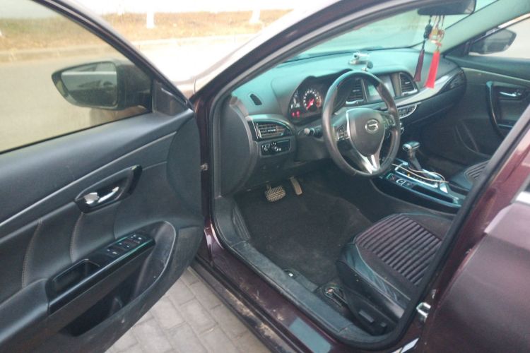 广汽传祺 传祺GA6 2016款 235T DCT精英版中控内饰20