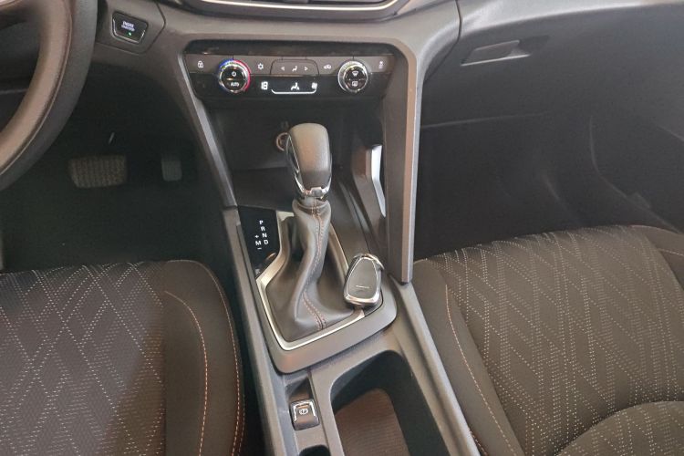 雪佛兰 沃兰多 2018款 530T 自动劲享版（5+2款） 国V局部细节18