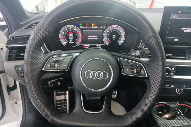 奥迪A4L 2023款 40 TFSI quattro 豪华动感型中控内饰13