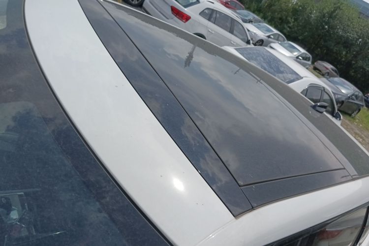 路虎 揽胜极光 2022款 极光L 249PS R-Dynamic 豪华版局部细节57