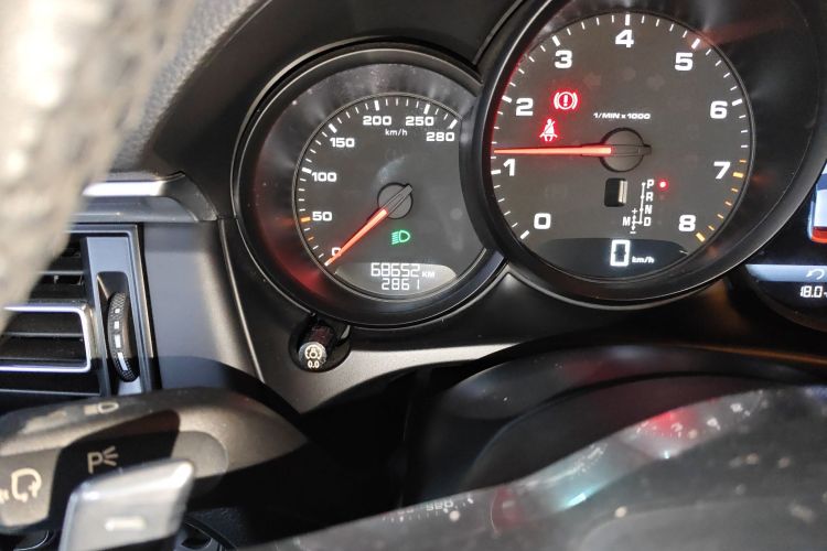 保时捷 2018款 Macan 2.0T中控内饰15