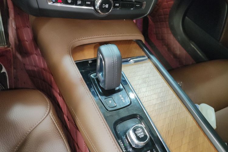 沃尔沃S90 2021款 B5 智逸豪华版局部细节18