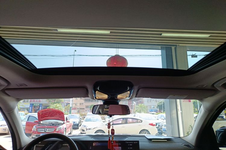 宝马3系 2024款 325Li M运动套装中控内饰22