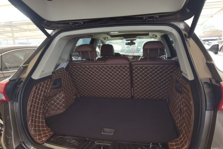 别克 昂科威 2018款 28T 四驱精英型机舱底盘23