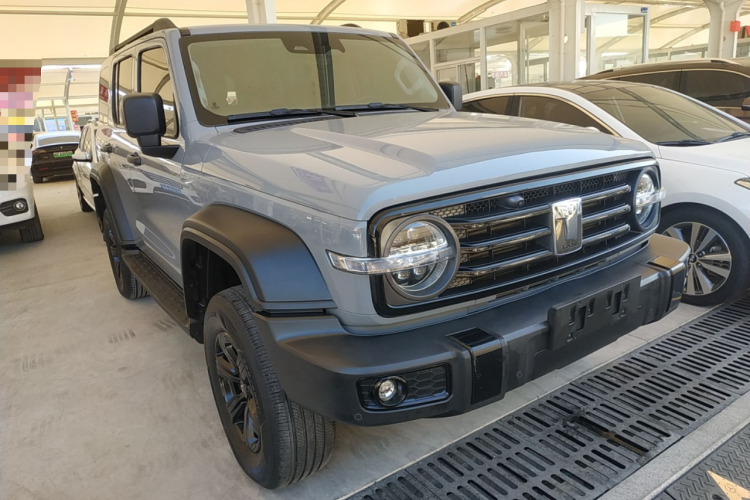 坦克300 2023款 越野版 2.0T 挑战者车身外观6002