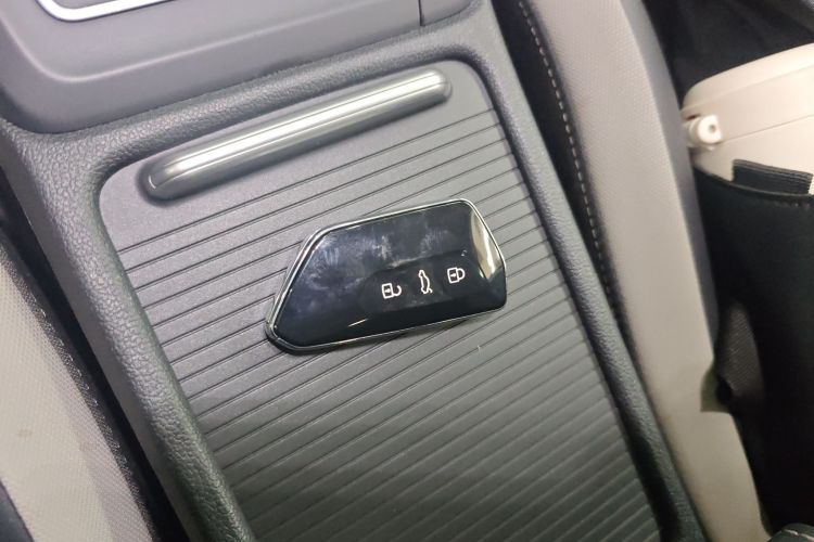 大众 高尔夫 2021款 280TSI DSG Pro中控内饰11