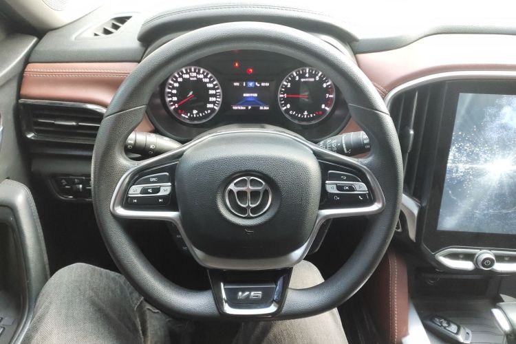 中华V6 2018款 1.5T 自动豪华型局部细节13