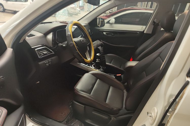 众泰 大迈X5 2015款 1.5T 手动尊贵型 国IV中控内饰19