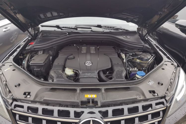 奔驰M级 2014款 ML 400 4MATIC动感型机舱底盘24