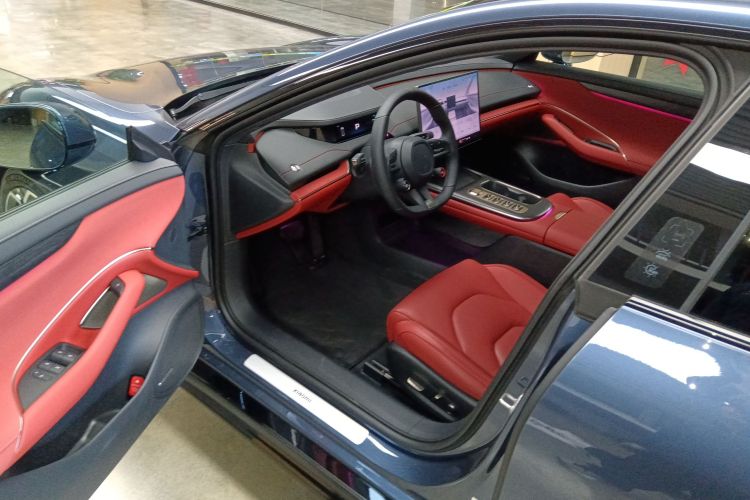 小米汽车 小米SU7 2024款 后驱超长续航高阶智驾Pro版中控内饰7003