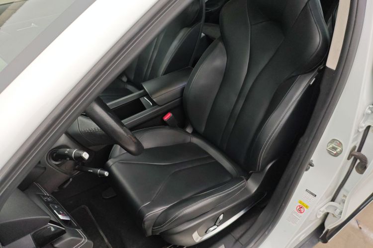 小鹏G3 2022款 G3i 460G中控内饰19