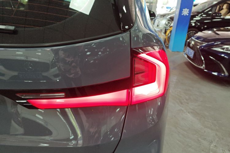 宝马X1 2023款 sDrive25Li X设计套装车身外观6006