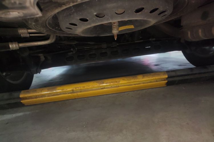 别克GL8 2013款 3.0L GT豪华商务豪雅版局部细节9009